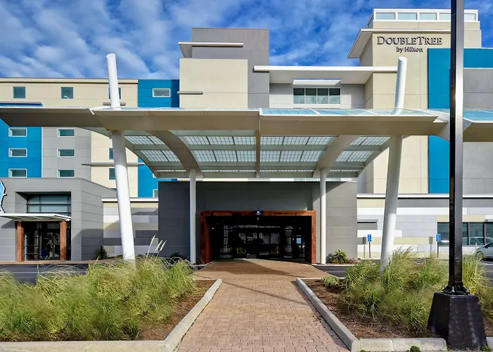 Doubletree By Hilton Oceanfront Virginia Beach