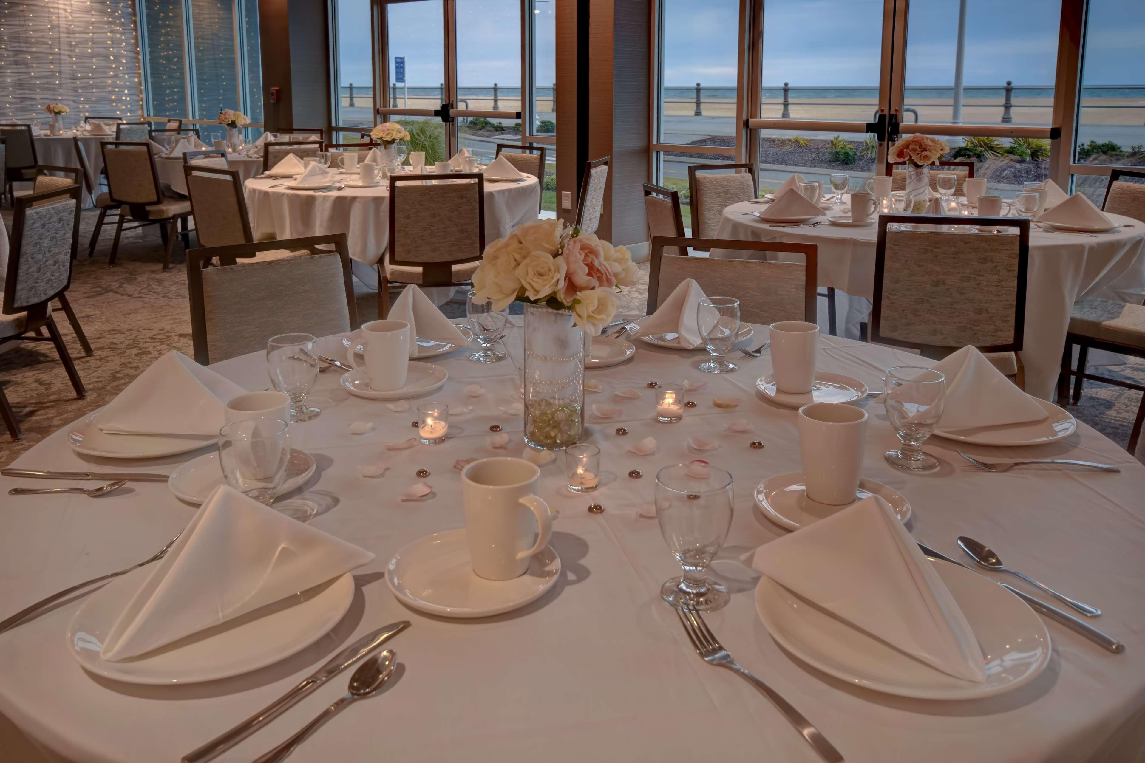 Doubletree By Hilton Oceanfront Virginia 4*